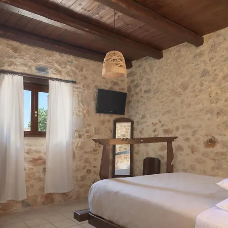 Nestor Villa, With Heated Pool & Absolute Privacy Villa Roumelí